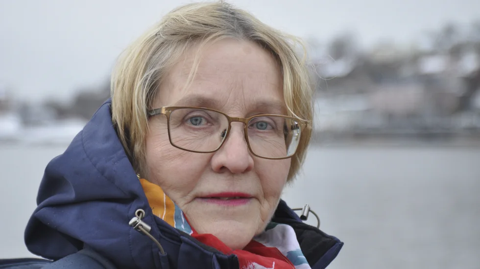 Ritva Widgren företräder fyra boendeföreningar som önskar en återupprättad god ekologisk status i sjön vid deras hem: Frösjön.