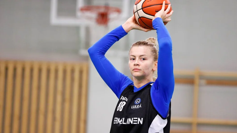 Skadeproblem. Jelena Antic har problem med ljumskarna och missar Europamötet med Wasserburg.