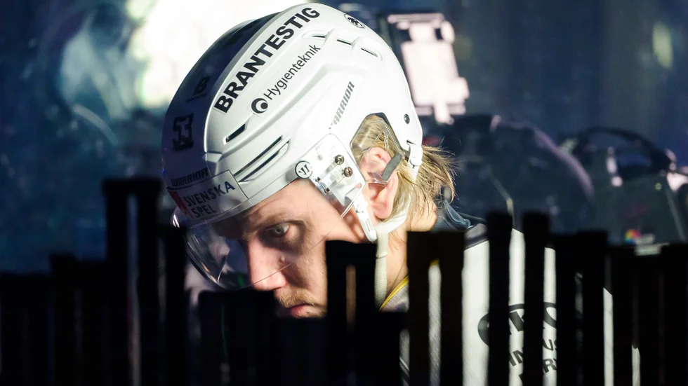 Anthon Eriksson gör nu en permanent övergång till Västerås.