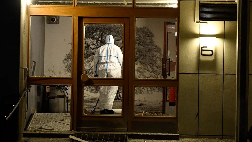 Fyra personer anhölls efter sprängningen av en port i Grimsta – men nu har tre av dem frigivits. Arkivbild.