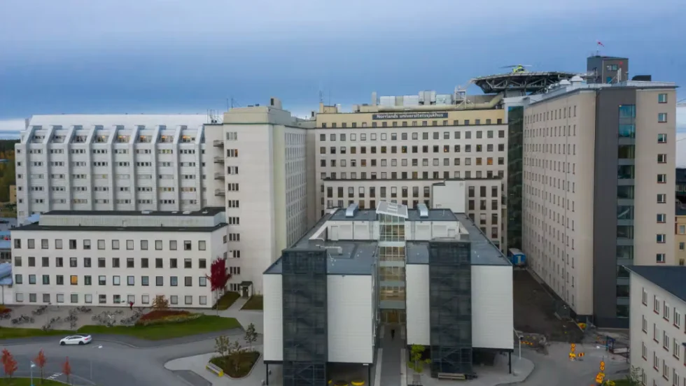 Bara elräkningen för Norrlands universitetssjukhus skulle motsvara över 1500 eluppvärmda normalvillor.