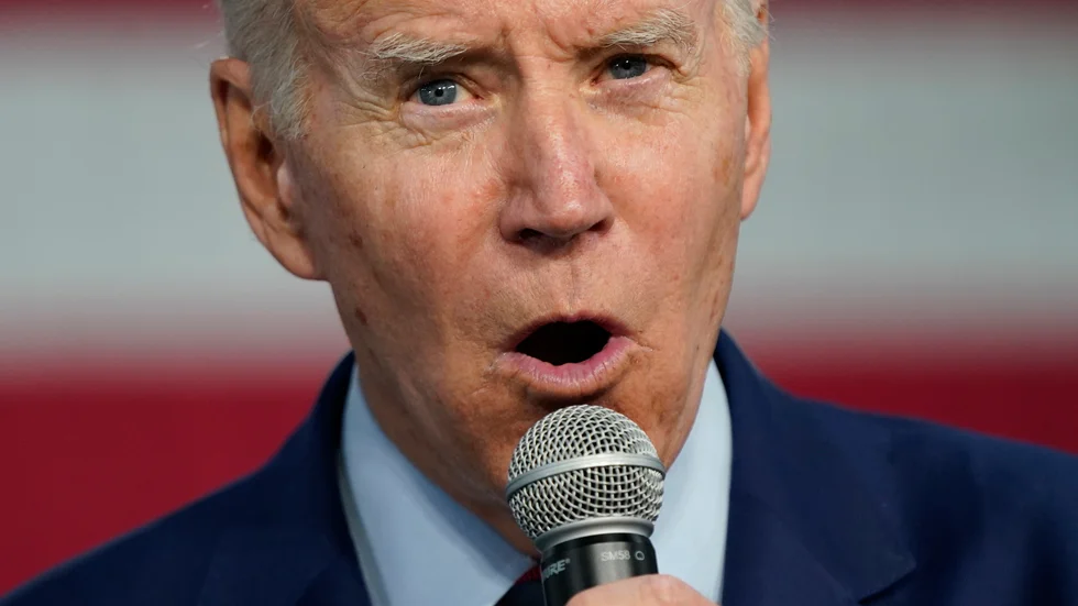 President Joe Biden under ett kampanjmöte till stöd för Demokraternas Mike Levin i San Diego, Kalifornien.