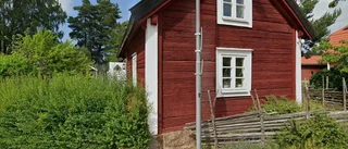 10 kvadratmeter stor stuga i Mjölby såld till ny ägare