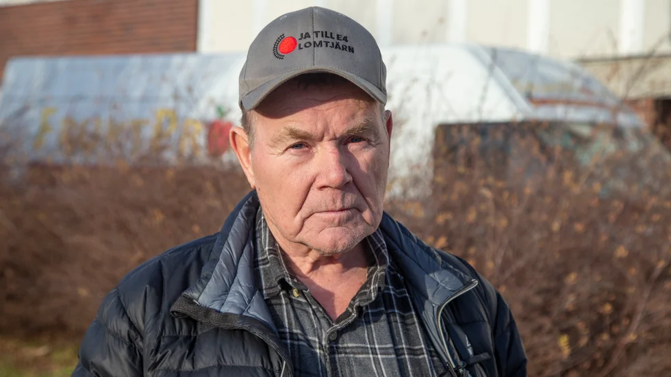 Jan Kaarle är vice ordförande i föreningen JA till Norrbotniabanan E4 - Lomtjärn. Under tisdagen lämnade föreningen in namnunderskrifter till kommunen för att få till en folkomröstning om järnvägens dragning. "Det är viktigt att folk får en chans att säga sitt", säger Jan Kaarle.