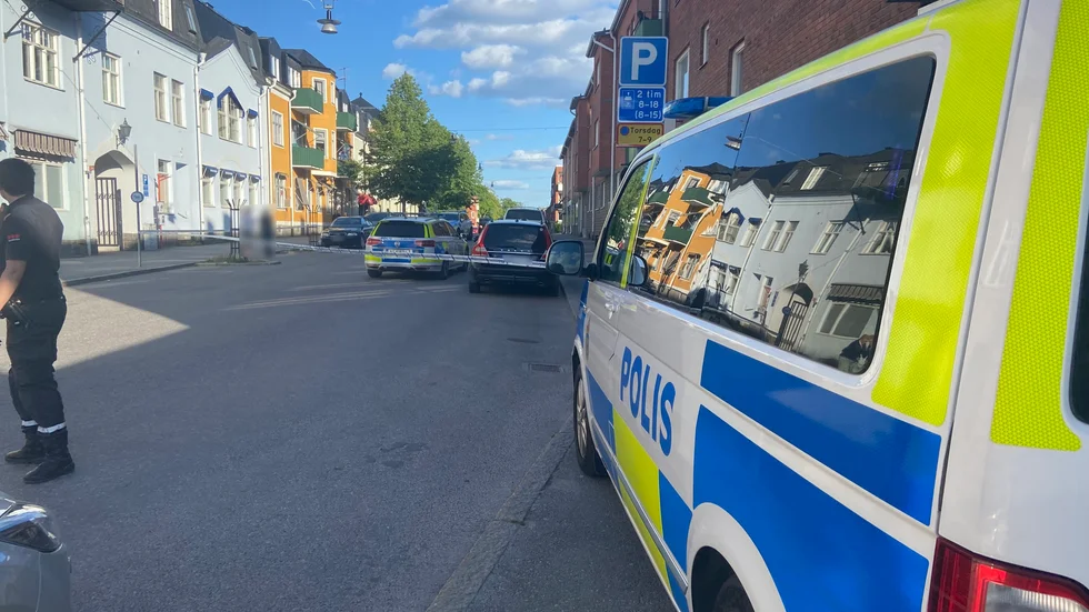 Polisavspärrningarna på Trädgårdsgatan var omfattande.