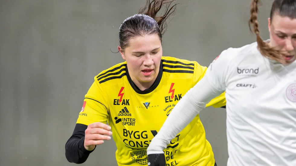 Emma Sjöberg i träningsmatchen mot Uppsala. 