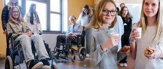 Här är ungdomarna som ska jobba extra i äldreomsorgen