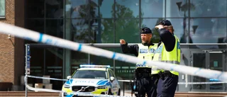 Tre ungdomar anhållna efter stort knivslagsmål i Eskilstuna