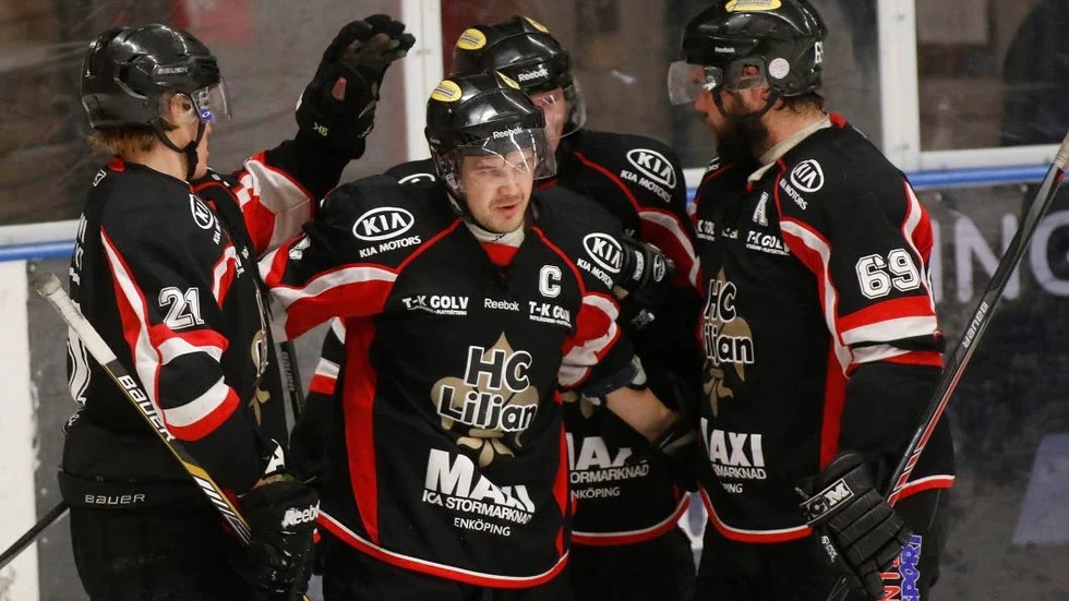 Bortavinst. HC Liljan kunde vända hem från Uppsala med en komfortabel seger. Nu väntar retur på torsdag i Bahcohallen.
