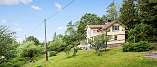 Hundraårigt hus i toppen