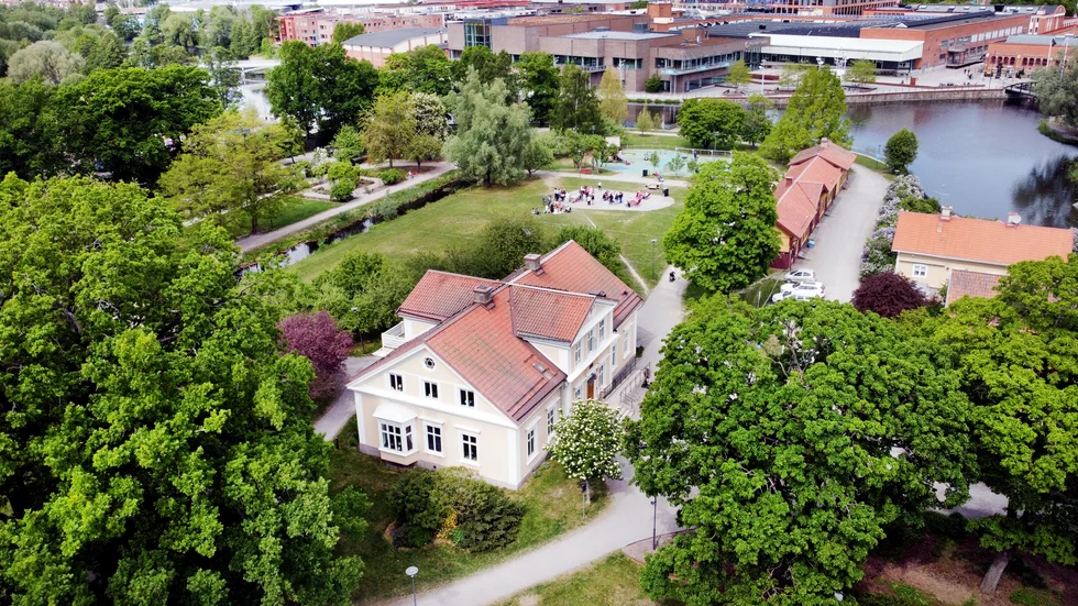 Signaturen Förskolepedagog med 36 års erfarenhet av förskolan tycker att Nina Tuncer i förskolenämnden borde läsa Barnkonventionen. På bilden Rothoffparken från ovan.