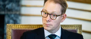 Fegt av regeringen att sälja ut yttrandefriheten