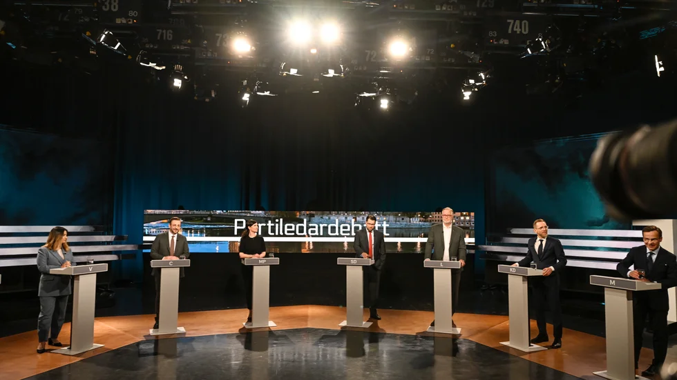 Partiledare församlade till förfelad debatt.