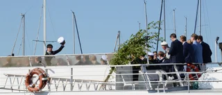 Här drar 170 studenter till sjöss från Nyköpings hamn