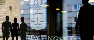 Man misstänks för olaga hot och barnfridsbrott