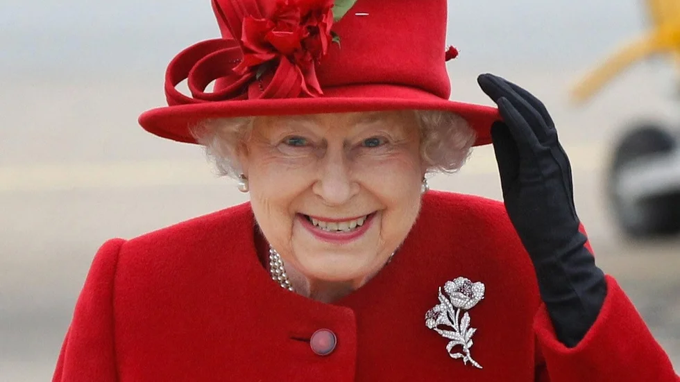 Drottning Elizabeth II skildras ur många perspektiv i dokumentärfilmen "A portrait in parts", 
