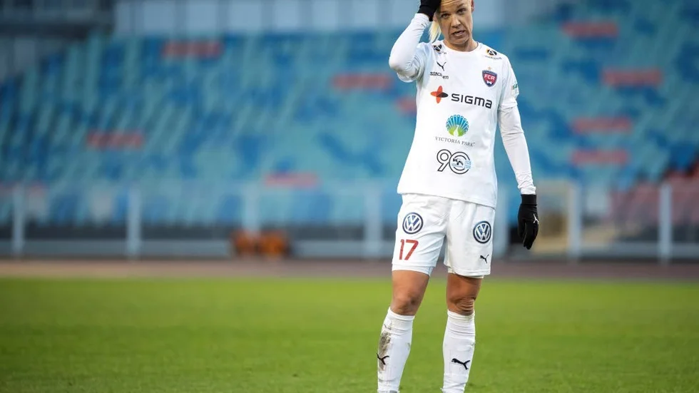 Caroline Segers Rosengård ryter till och kräver jämställd sponsring.
