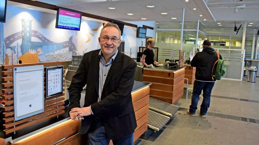 Flygplatschefen Robert Lindberg har efter sommaren en förlängd rullbana som ger Skellefteå Airport nya möjligheter. (Arkivbild)