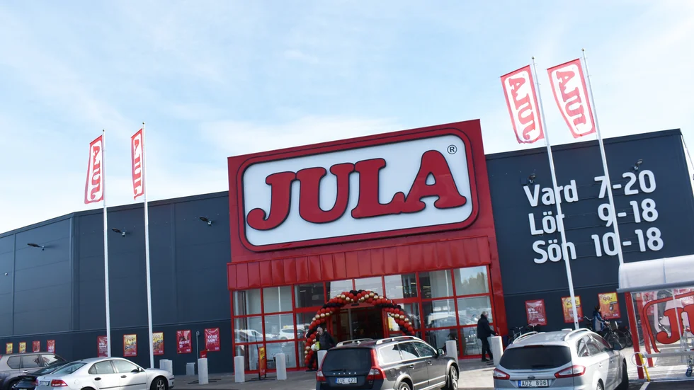 Under torsdagen öppnades dörrarna in till nya Jula-butiken på Anderstorp. 