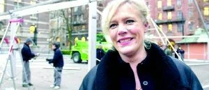 Annorlunda julmarknad med tomtar och biskop
