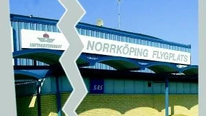 Norrköpings flygplats går en osäker framtid till mötes, eftersom Luftfartsverkets nya utredning kan ta ytterligare ett år innan något beslut tas om flygplatsens framtida ägande.
FOTO: JANNE FORSBY
