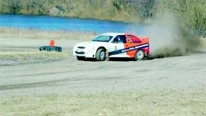 Tvåan. Valdemarsviks Per-Åke Ring har börjat rallysäsongen på ett fint sätt. 
FOTO: ÅKE SVENSSON