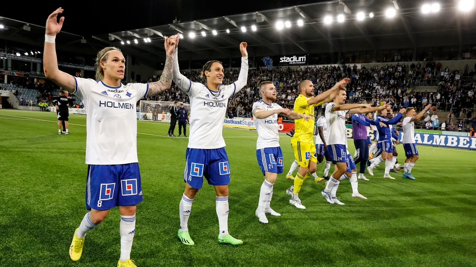 Arnór Sigurdsson gör succé i IFK Norrköping. Men flera transferfönster i de europeiska ligorna finns fortfarande öppna...