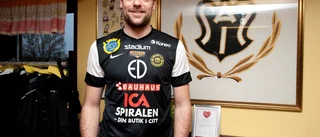Häll lade skorna på hyllan – nu är han klar för Smedby