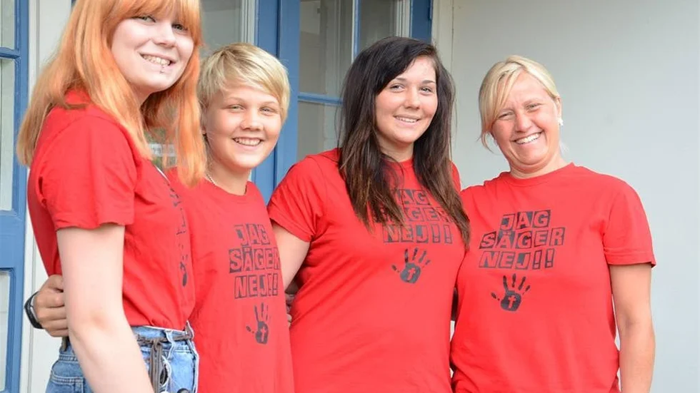 Kajsa Nilsson, Daniel Frisäter, Louise Andersson och Eva-Lotta Martinsson säger nej till droger.