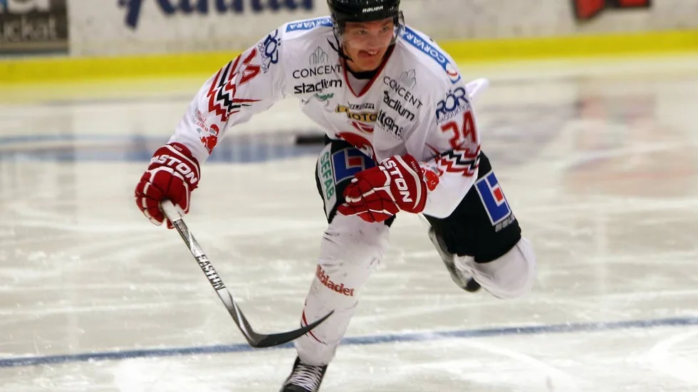 Inga mål. Rasmus Fyrpihl och de andra i Vita Hästen jagade förgäves i Oskarshamn.