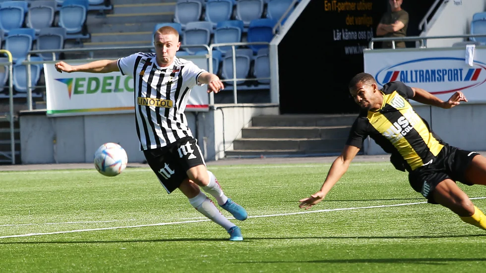 Jonatan Gren gjorde ett av Sylvias mål i vändningen mot Hammarby TFF, 4-3, senast. På fredagen kommer Motalasonen hem till stan för möte med Motala AIF, östgötaderbyt i norrettan.