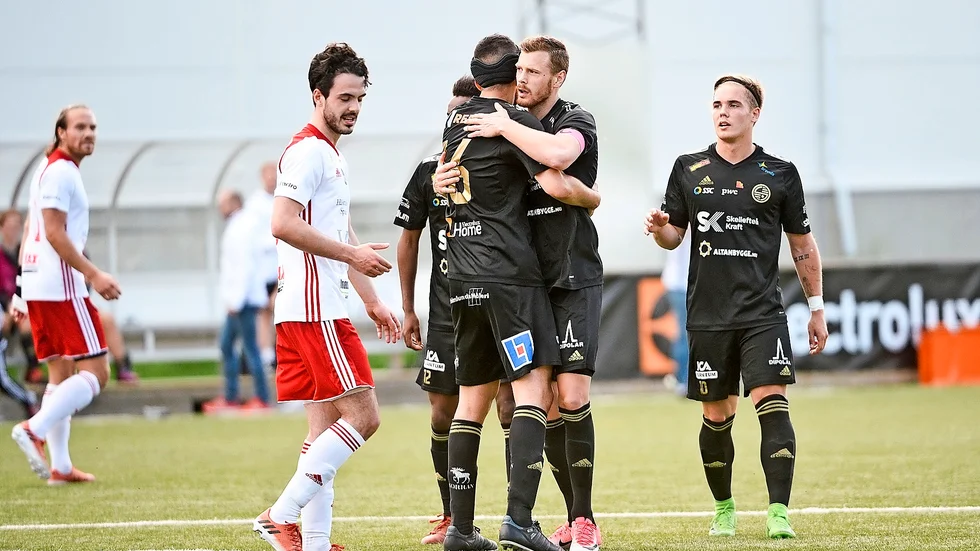 Skellefteå FF spelar säsongens sista bortamatch i dag då de möter Hudiksvall, en match som sänds direkt på norran.se. Foto: Carina Kvist.