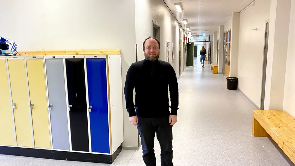 Henrik Sävmo, rektor på Platengymnasiet, hoppas att toppen på sjukfrånvaron bland eleverna nu är nådd.