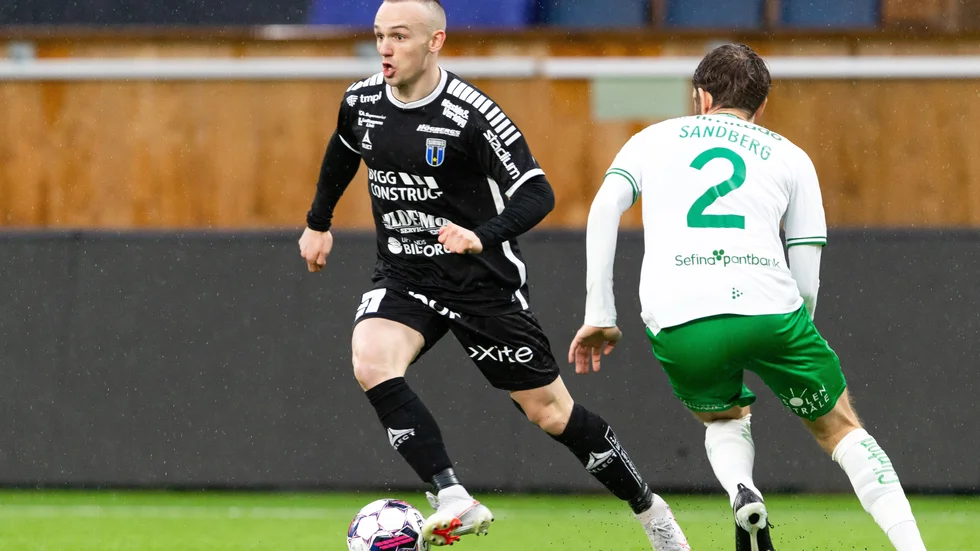 Aron Bjarnason och Sirius åker till Spanien. 