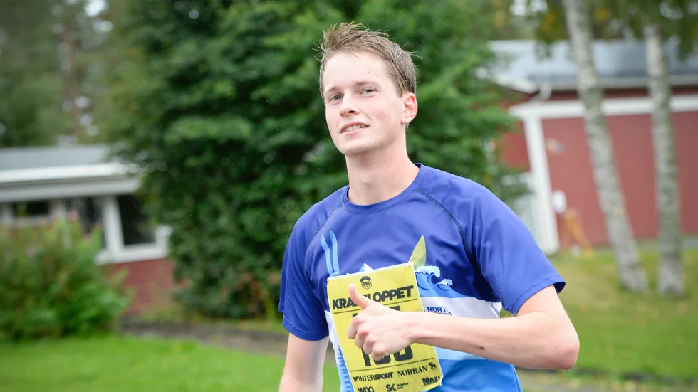 Vinnare. Fredrik Öberg var minst sagt snabb på sina elva kilometer. Foto: Carina Kvist.