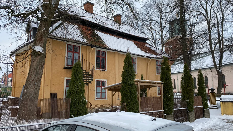Kommunen går mot marknadsmässiga hyror, skriver Kent Nyman och Mikael Karlsson.