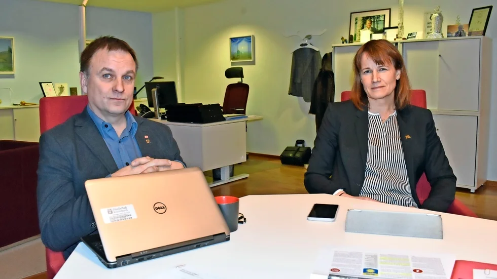 Norran stämde träff med kommunledningen för att få svar på frågor från läsare. Lorents Burman, kommunalråd, och Kristina Sundin Jonsson, kommunchef, svarade. Foto: Yvonne Rönngren.