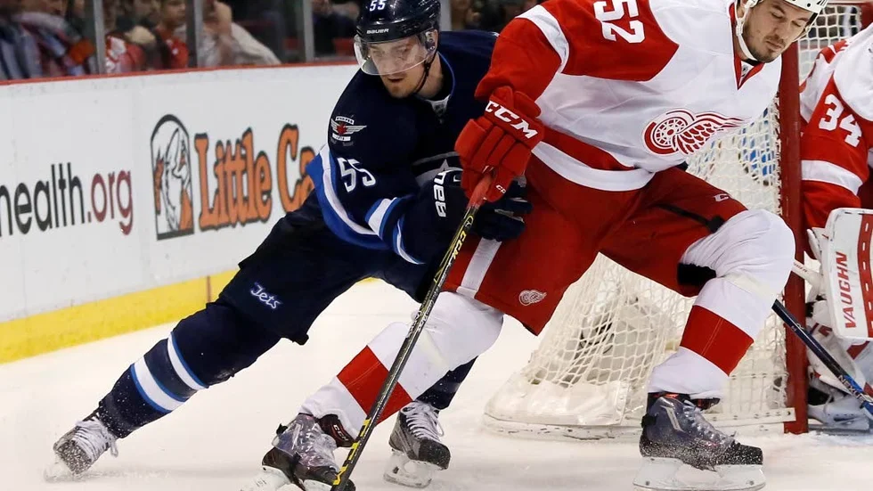 Målskytt. Jonathan Ericsson kvitterade mot Winnipeg Jets. Hans tredje mål för säsongen.