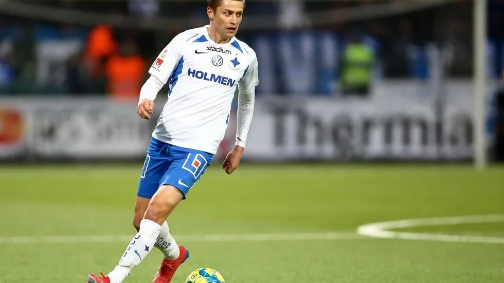 SImon Thern började på bänken men kom in efter pausen – där fick han se Sirius avgöra på slutet.