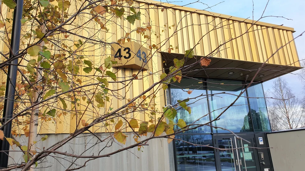 Luleå tingsrätt har beslutat att omhäkta 35-åringen som är misstänkt för mordförsök. 