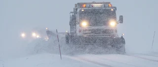 Storm och snö utmanar nyårsfirare i fjällen