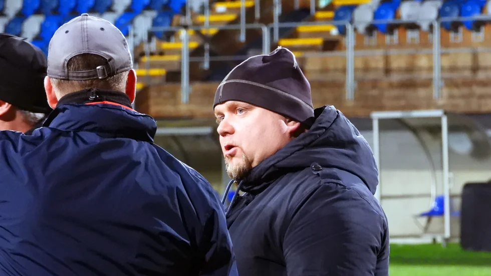 ÅFF-tränaren Rickard Larsén var belåten efter säsongens första match.