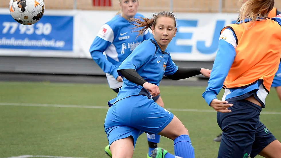 nyförvärv? 20-åriga Annina Wede provtränade med Sunnanå. ”Vi vet vad hon går för”, säger Jörgen Holmqvist, Sunnanås värvningsansvarige.