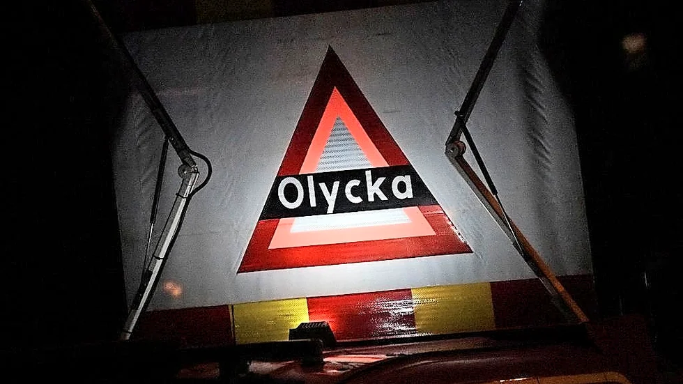 Nej, det finns ingen lag som gör det olagligt att fotografera på olycksplatser. Foto: Johan Nilsson/TT.
