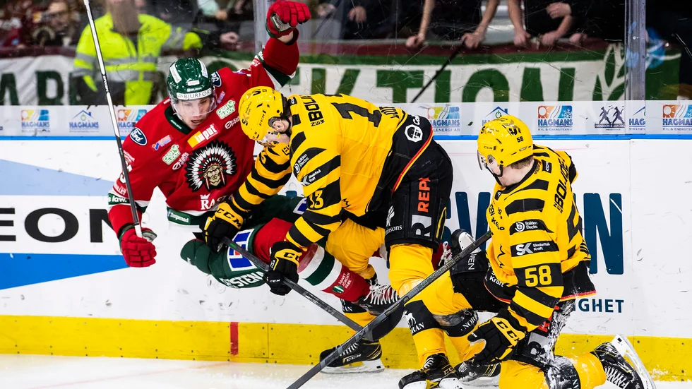 Stefan Loibl och Oskar Nilsson i närkamp.