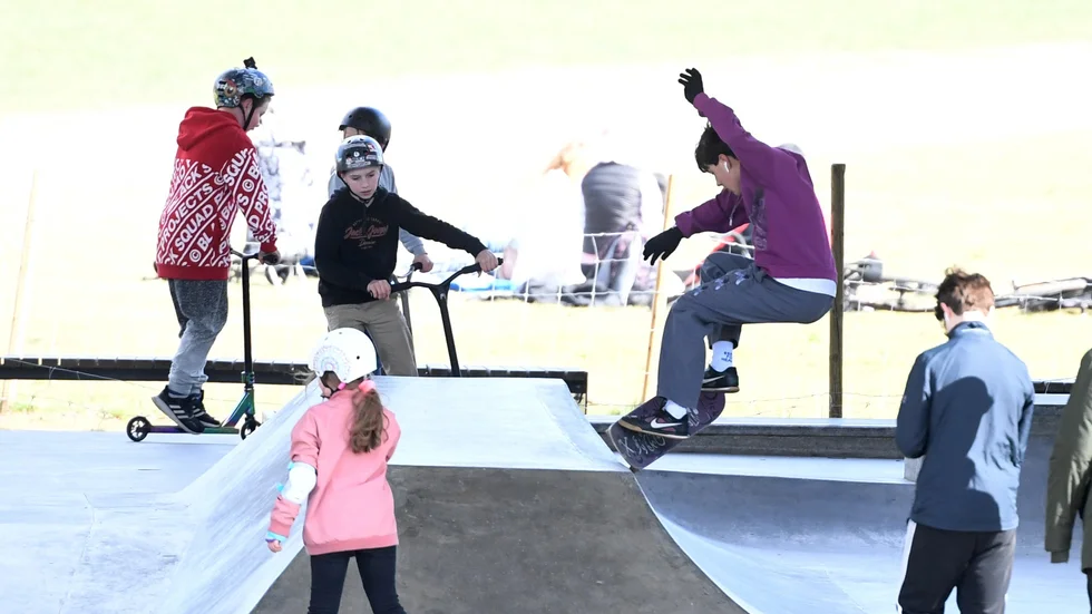 Förbränner ungefär lika mycket kalorier som under ett gymbesök. Skatepark i Rålambshovsparkeni Stockholm.

