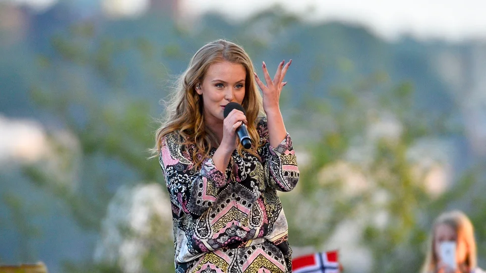 Etta. Zara Larsson är den artist som flest Skelleftebor lyssnade på i juli. Foto: Vilhelm Stokstad/TT.