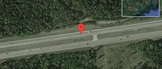 Brinnande fordon stoppar trafiken på E4