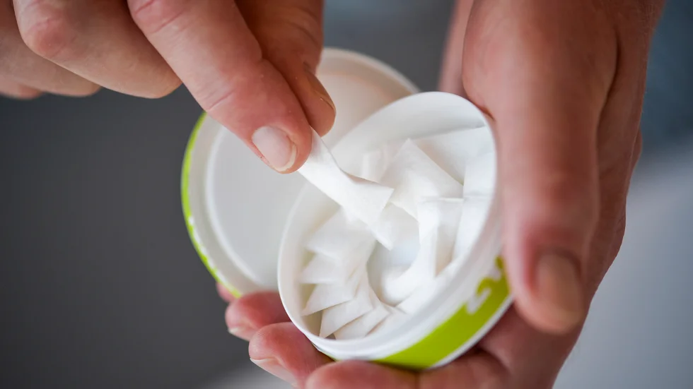 På bara tre år har andelen dagliga snusare ökat från tre till nio procent bland flickor och kvinnor i åldern 16-29. Arkivbild.