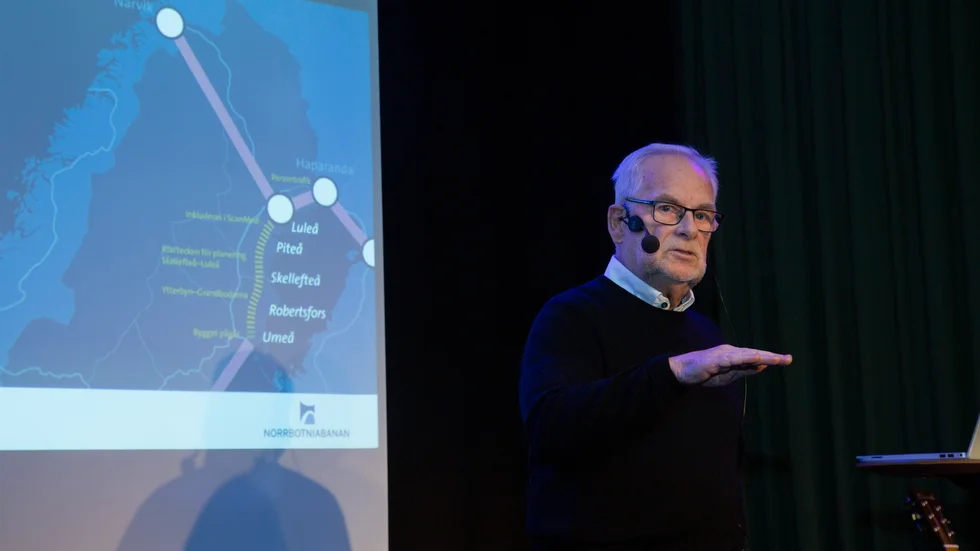 "I min värld finns ingen återvändo. Vi har haft tunga bärande argument för att bygga Norrbotniabanan och de har blivit ännu  tyngre genom investeringarna som pågår och planeras, säger Gusten Granström, vd för Norrbotniabanan AB.